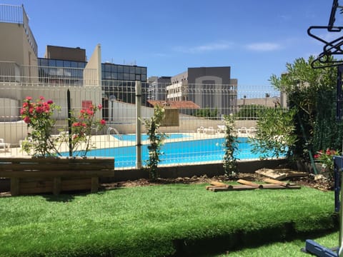 Garden, Swimming pool