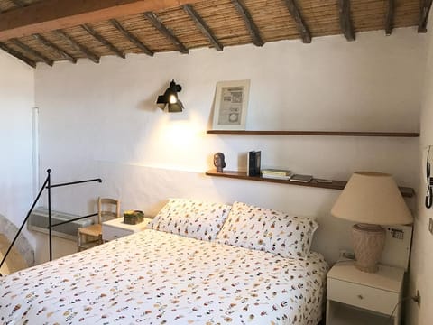 Monolocale con aria condizionata nel centro storico di Sant'Antioco C186 Apartment in Sardinia