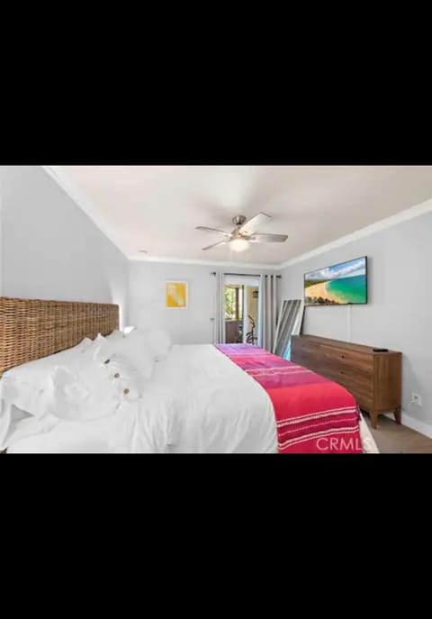 Golden Gateaway Apartment in Monarch Beach