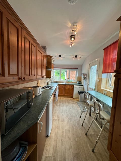 Small Double Room near Southmead Vacation rental in Bristol