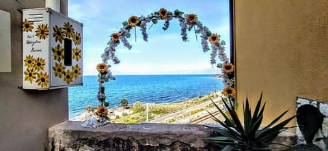 Day, Natural landscape, View (from property/room), Balcony/Terrace, Sea view