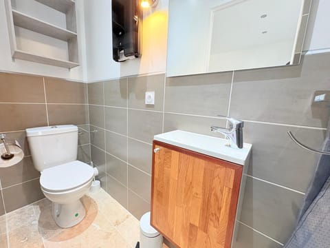 Le Cocon de l Écu Apartment in Île-de-France