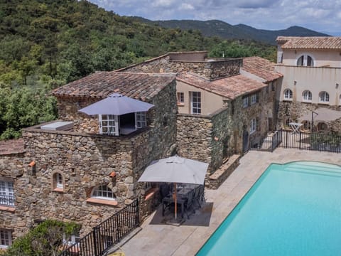 Property building, Summer