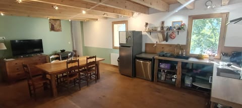 JAS provençal pour 6 personnes à 2mn de la Grange de Javon House in Sault