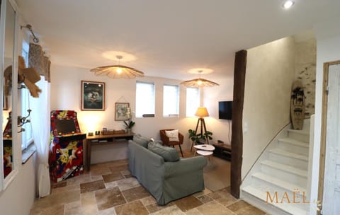 TV and multimedia, Living room