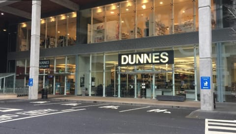 Property building, Day, City view, Street view, Location