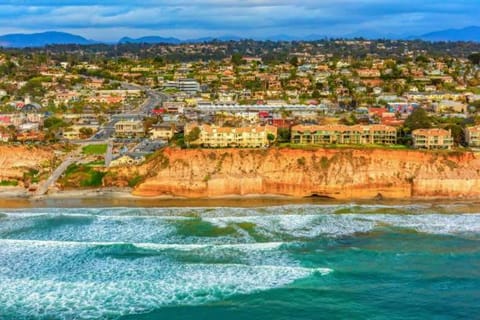 Nearby landmark, Day, Natural landscape, Bird's eye view, Beach, Mountain view, Sea view