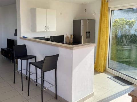 Appartement avec terrasse, WIFI à 100m de la plage à Trébeurden - FR-1-368-424 Apartment in Brittany