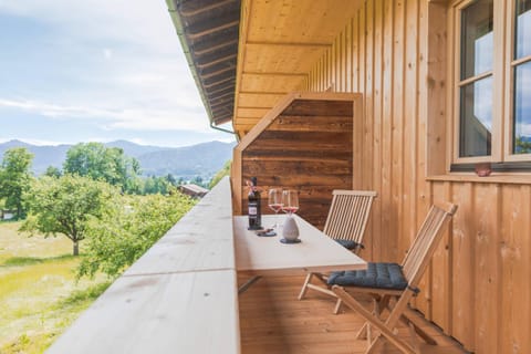 Natural landscape, View (from property/room), Balcony/Terrace, Lake view, Lake view, Mountain view