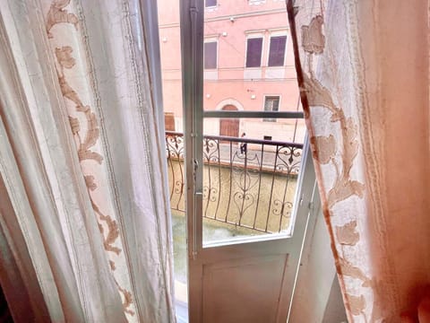 View (from property/room), Balcony/Terrace