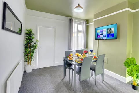 Food and drinks, Food, Dinner