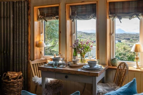 Luxury self catering 1 bed cottage with log burner House in Scotland