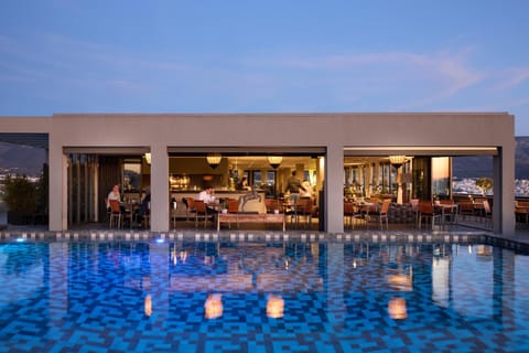 Restaurant/places to eat, View (from property/room), Swimming pool