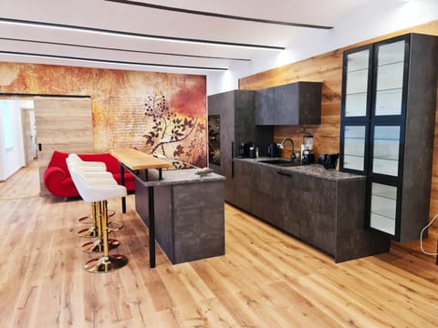 Kitchen or kitchenette, Living room