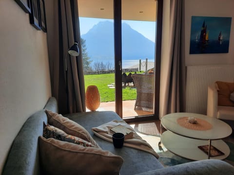 Seating area, Lake view, Mountain view