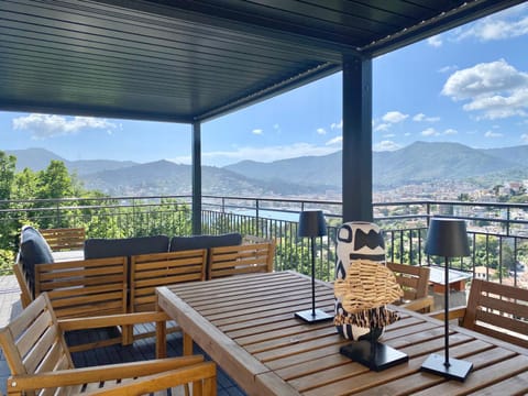 Patio, View (from property/room), Balcony/Terrace, Dining area