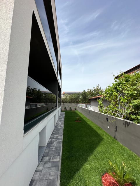 Property building, Garden view