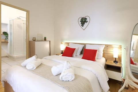 Bed, Photo of the whole room, Bedroom, towels, wardrobe