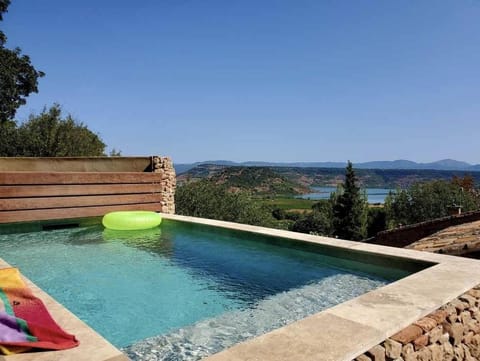 Natural landscape, Lake view, Landmark view, Mountain view, Swimming pool, Swimming pool