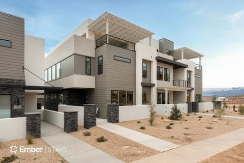 Lifes a Beach at Desert Color House in St George