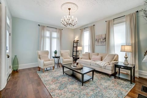 General Mitchel Historic Home in Downtown Lebanon House in Ohio