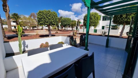 Patio, Day, Garden, View (from property/room), Balcony/Terrace