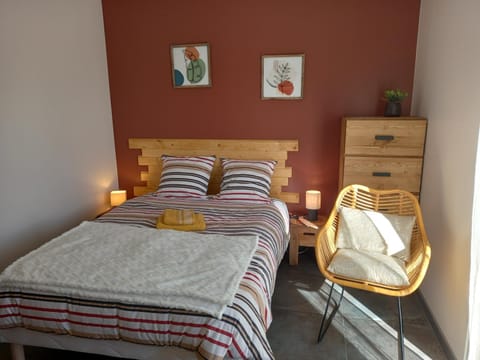 studio les genêts Apartment in Provence-Alpes-Côte d'Azur