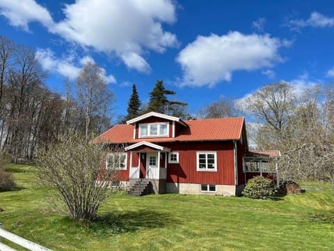 Property building, Garden view