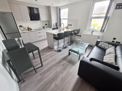 Kitchen or kitchenette, Living room, Dining area, kitchen