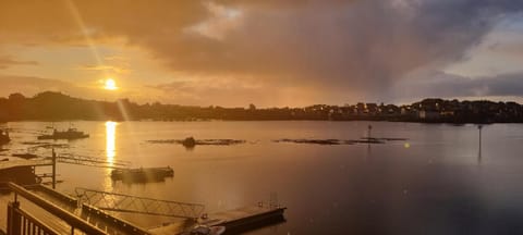 Two-story apartment with private deck Apartment in Lofoten