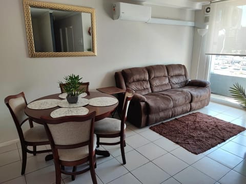 Living room, Dining area, air conditioner