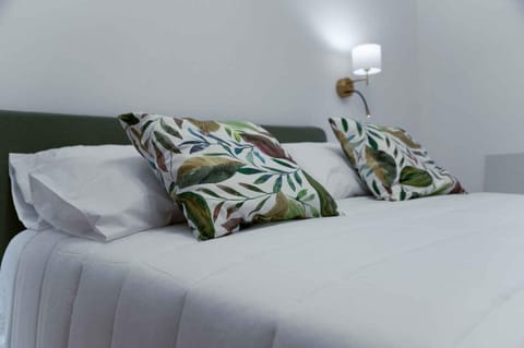 Summer, Bedroom