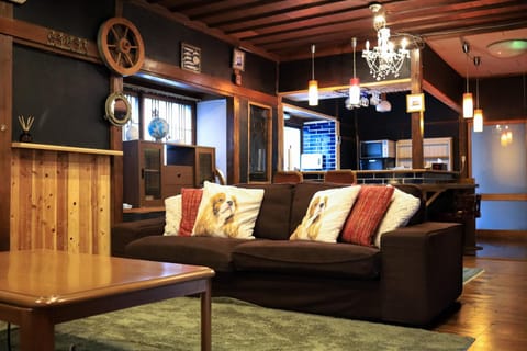 Living room, Decorative detail, Seating area