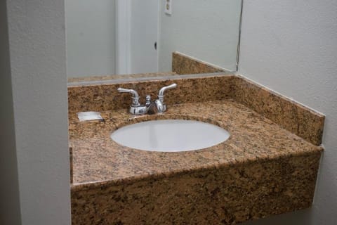 Red Carpet Motel By Ontario Motel in Rancho Cucamonga