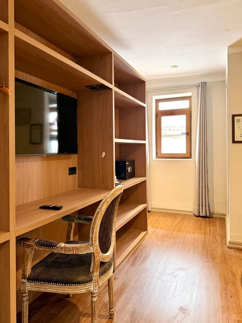 Property building, Dining area