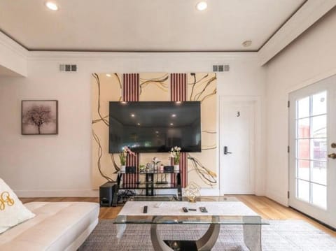 Cozy Haven private room 3 Vacation rental in Compton