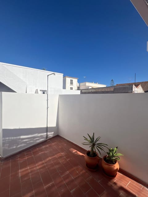 Shower, Balcony/Terrace, Balcony/Terrace