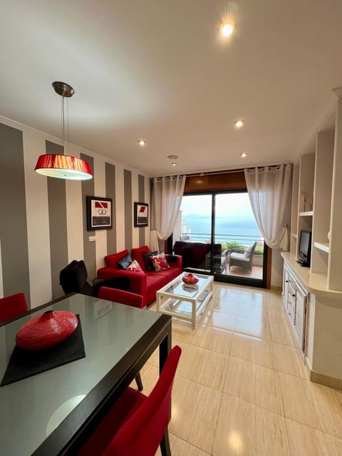 TV and multimedia, Balcony/Terrace, Living room, Dining area