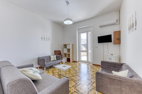Property building, Living room