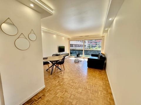 Lili Appart T4 Marseille Centre Apartment in Marseille