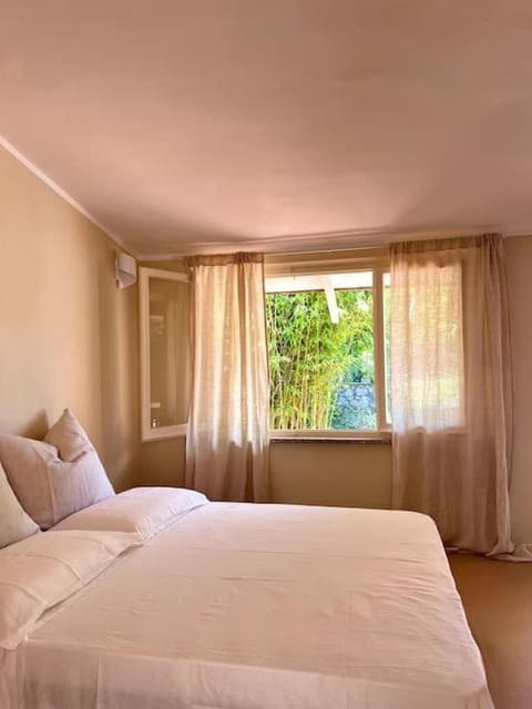 Monolocale il giardino di Gaia House in Portoferraio