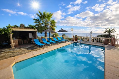 Garden, Kitchen or kitchenette, Pool view, Pool view, Sea view, Swimming pool