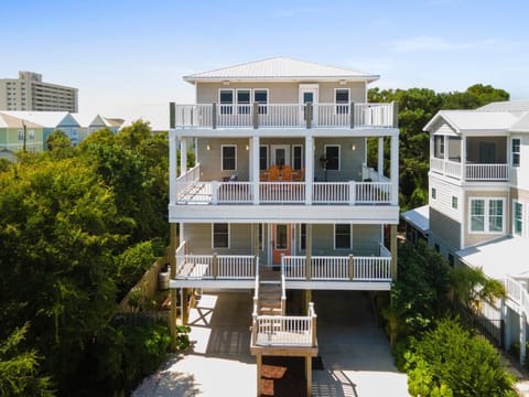 Beaches Be Crazy House in Carolina Beach