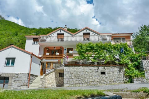 Property building, Natural landscape