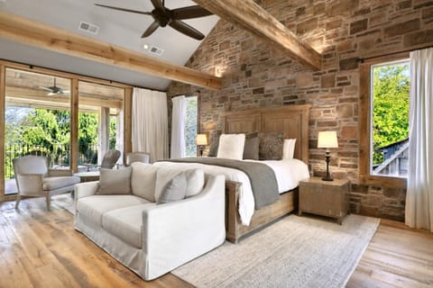 Extraordinary Manor at Dark Horse Estate Villa in Franklin