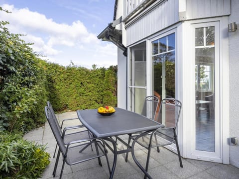 Property building, Balcony/Terrace