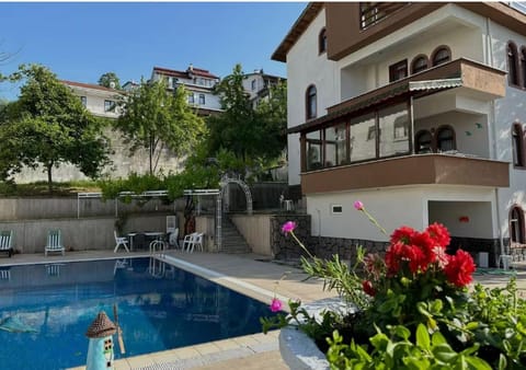 Patio, Day, Garden, View (from property/room), Balcony/Terrace, Garden view, Pool view, Swimming pool