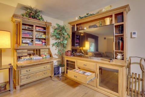 Peaceful Carrollton Retreat with Deck and Fire Pit! House in Ohio