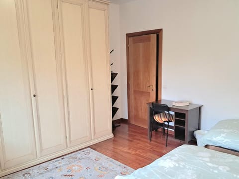 Photo of the whole room, wardrobe