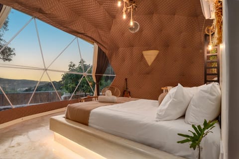Bed, View (from property/room), Bedroom